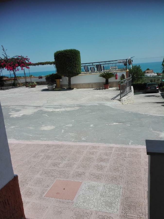 Villa Natura Sea View В'єсте Екстер'єр фото