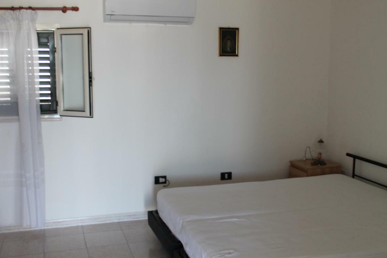 Villa Natura Sea View В'єсте Екстер'єр фото