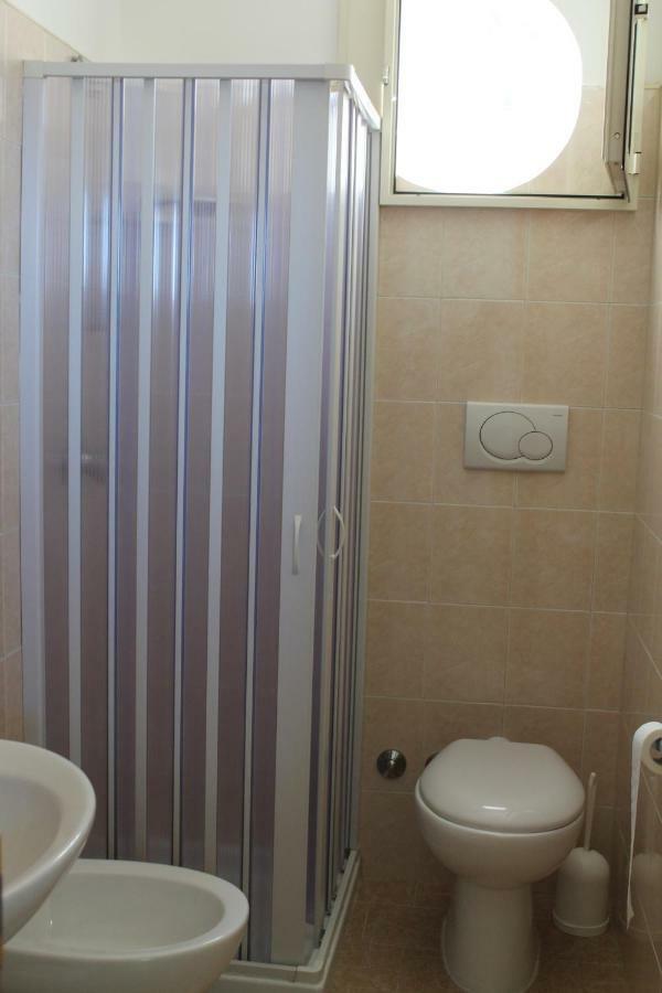 Villa Natura Sea View В'єсте Екстер'єр фото